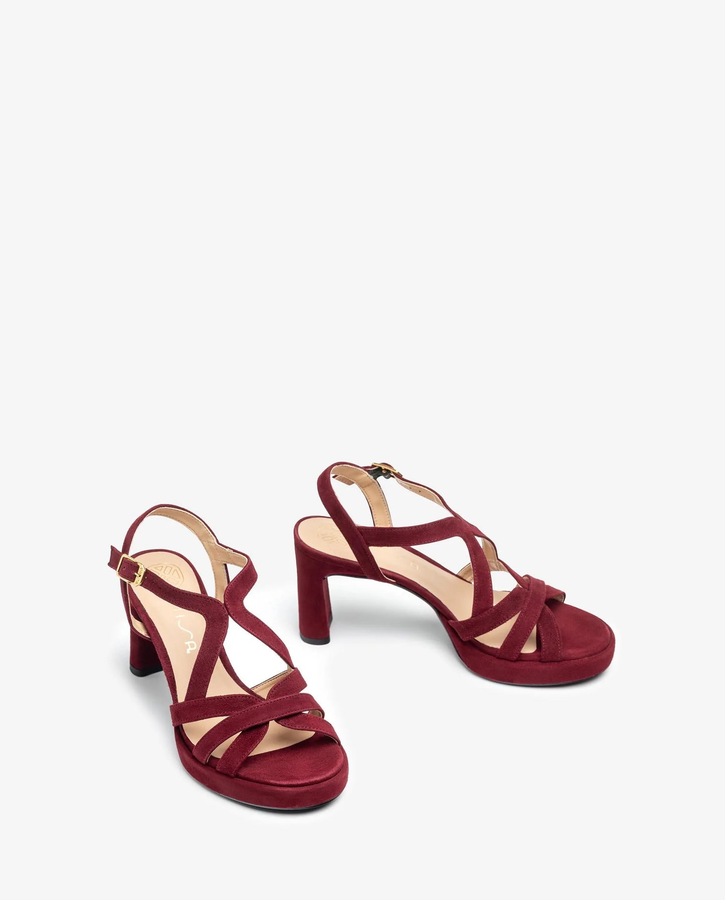 Strappy sandal with a platform